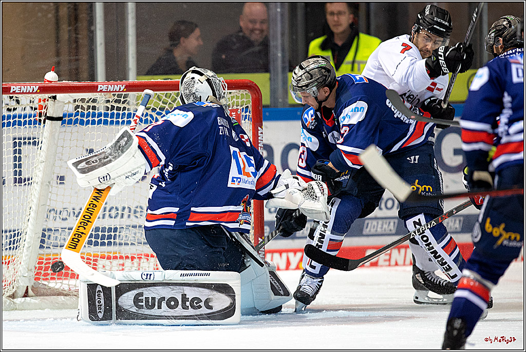PENNY DEL;  Iserlohn Roosters - Kölner Haie; Iserlohn, 06.10.2022
